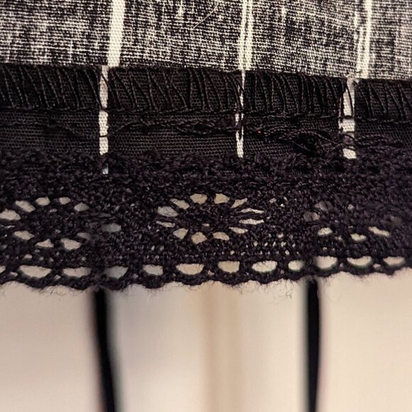 NWOT Jack Skellington Hot Topic Disney Jacket Laces Nightmare Before Christmas M - Picture 9 of 11